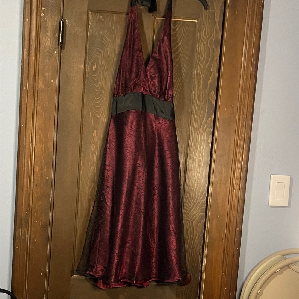 Jones New York Halter Burgundy Dress with Black Lace Overlay